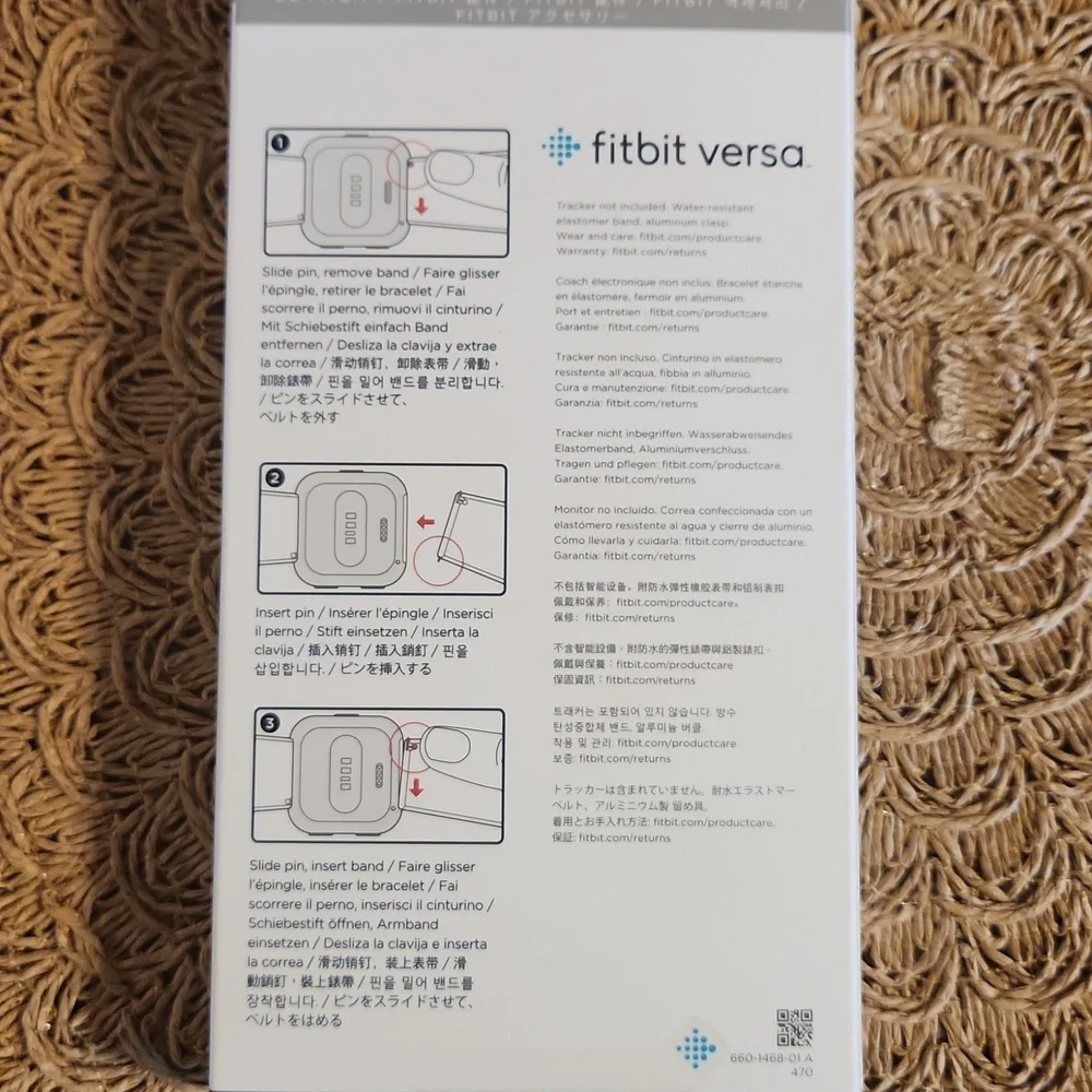 Fitbit Versa Classic BAND ONLY White Large Brand New in box - SIZE LARGE